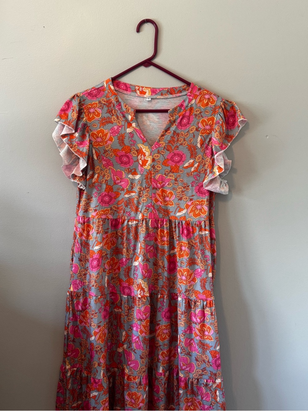 Floral Scoop Neck Top in Pink, Orange, Gray NWOT